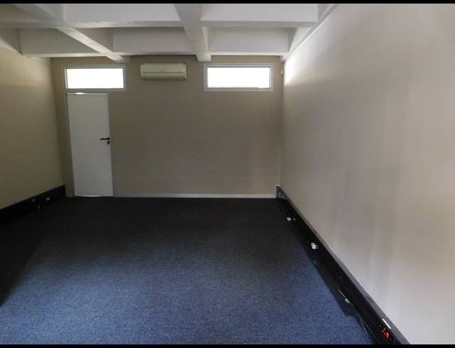 190M² OFFICE TO LET IN FERNDALE